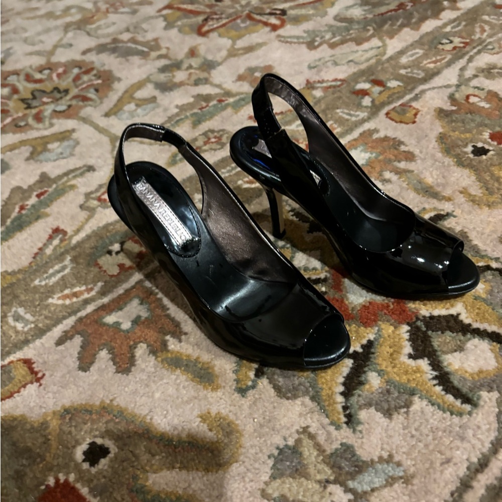 Black patent leather size 5 shoes